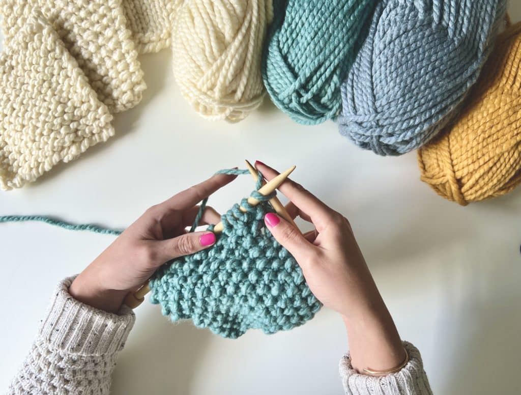 Seed Stitch Knit Swatch - knitting.com