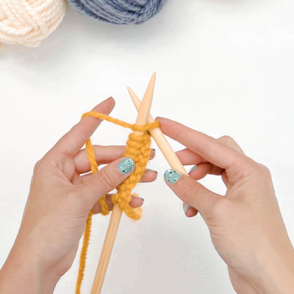 How To Knit Stitch for Beginners - Step 2