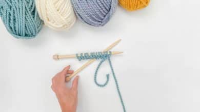 How to cast on knitting