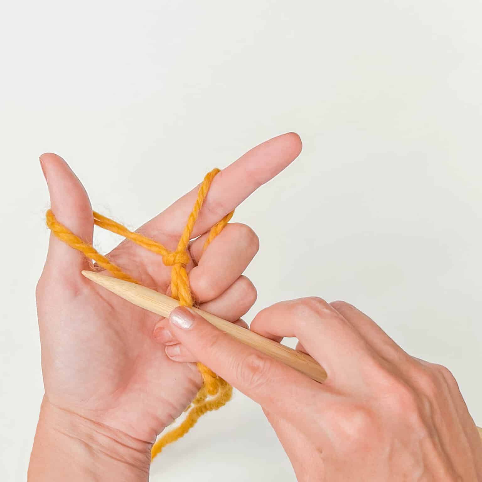 Long tail cast on knitting technique 7 easy steps 