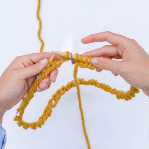 Knitting in the Round 5 Easy Steps