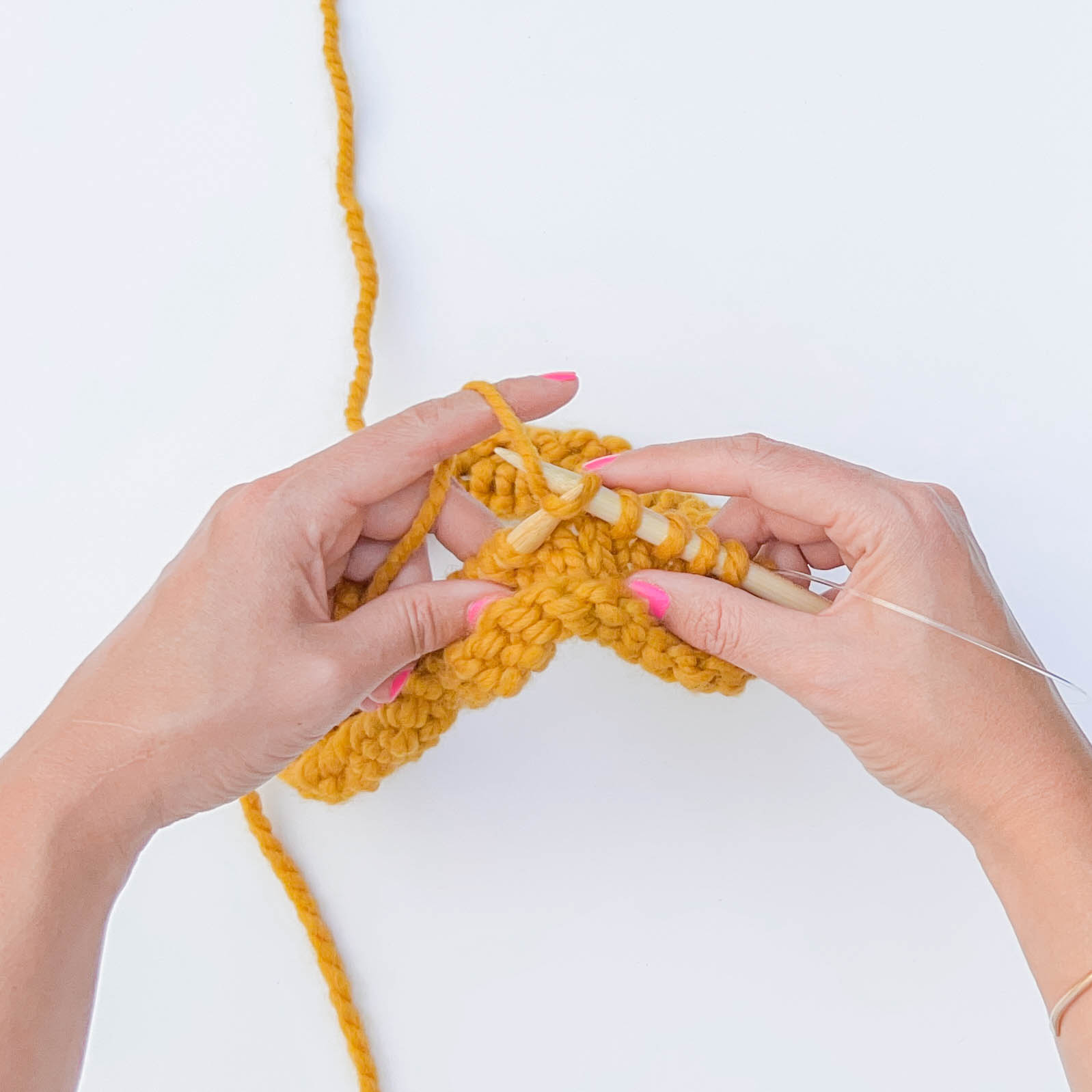 Magic Loop Knitting [7 Simple Steps]