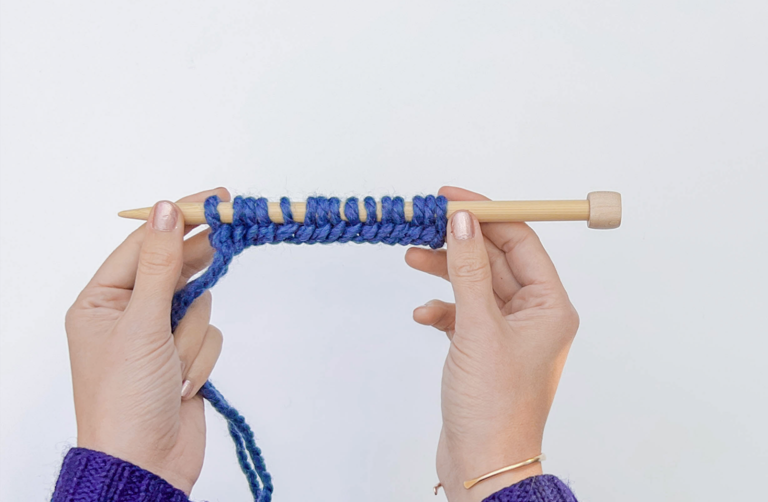 How to Cast On Knitting Stitches [7 Easy Methods]