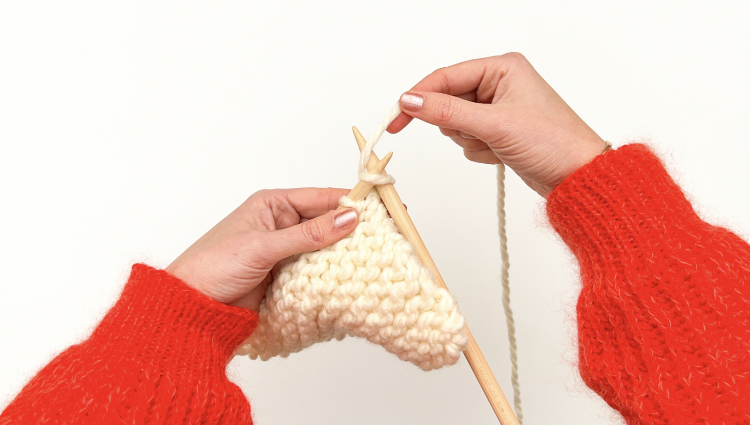 Introducing Arm Knitting & Finger Knitting [Plus 6 Free Patterns