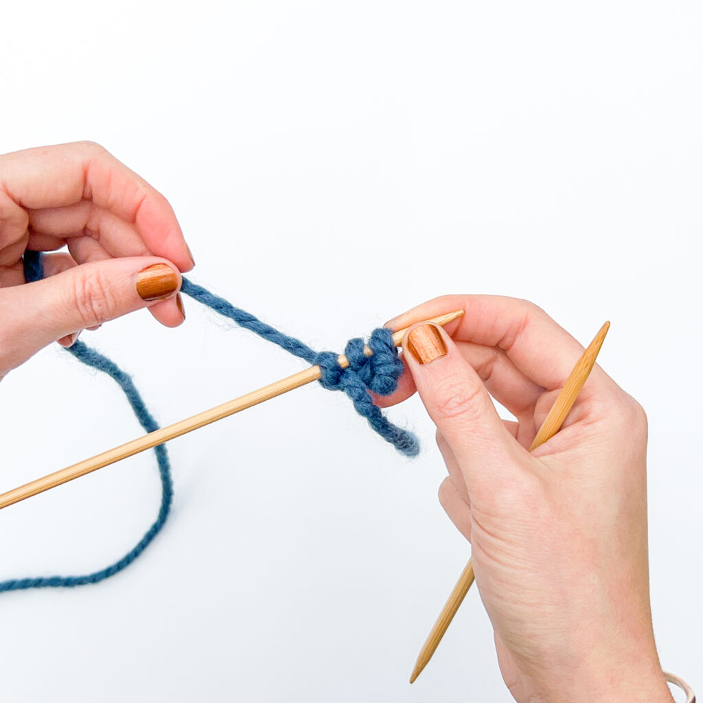 How to Knit I-Cord - step 2a