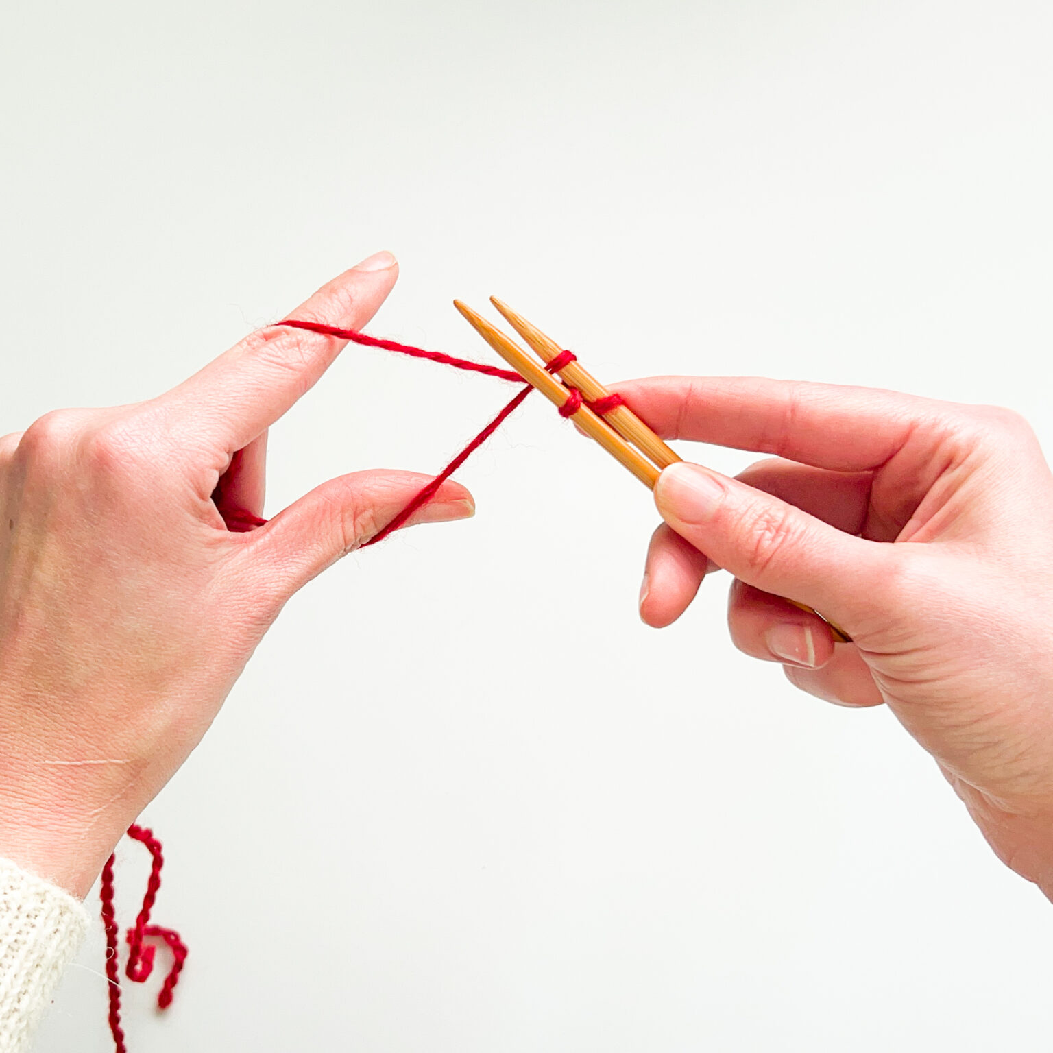 Judy's Magic Cast On - 3 Steps for Invisible Seams