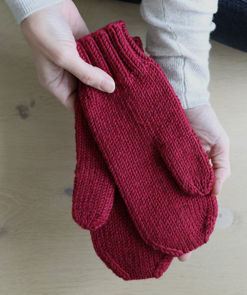 Big Merino Mitts - Mittens Knitting Pattern Free