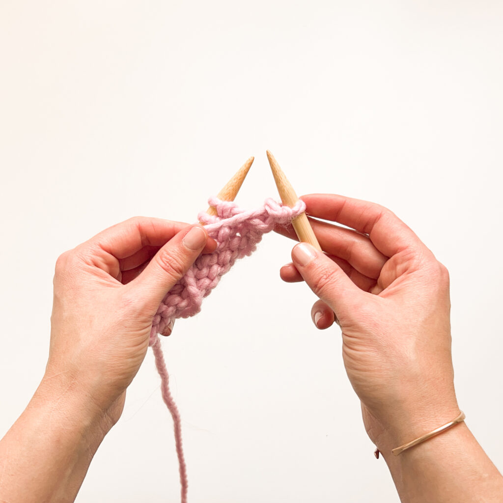 How to purl, step 4