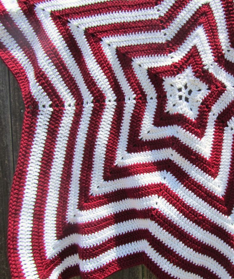 Baby Blanket Crochet Pattern - Bernat Star Crochet Blanket in red and white stripes
