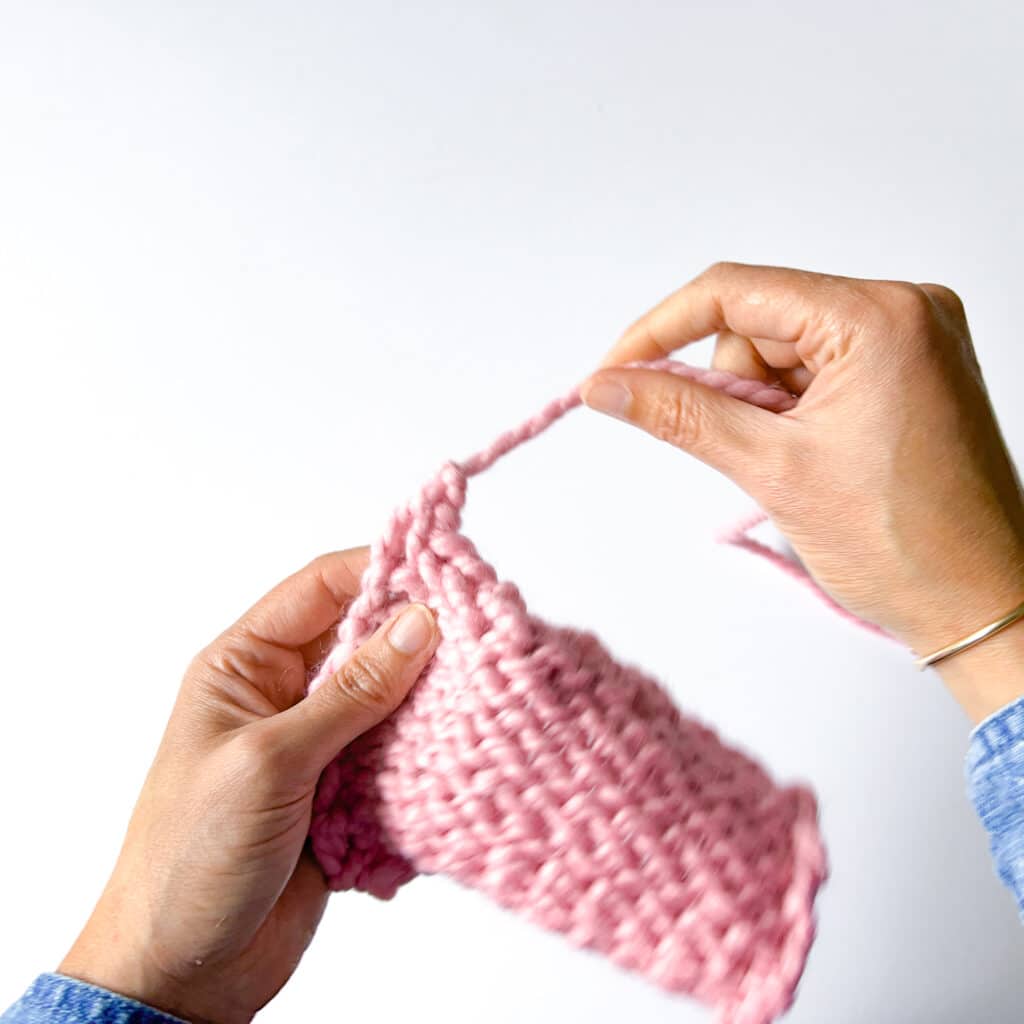 Jeny's Surprisingly Stretchy Bind Off - purlwise bind off, repeat steps 2-4 to bind off.