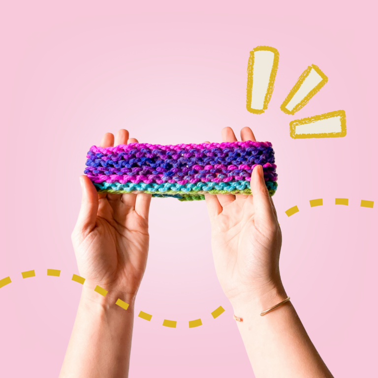 Loom Knit Cast Off Flat Edges in 4 Easy Steps!