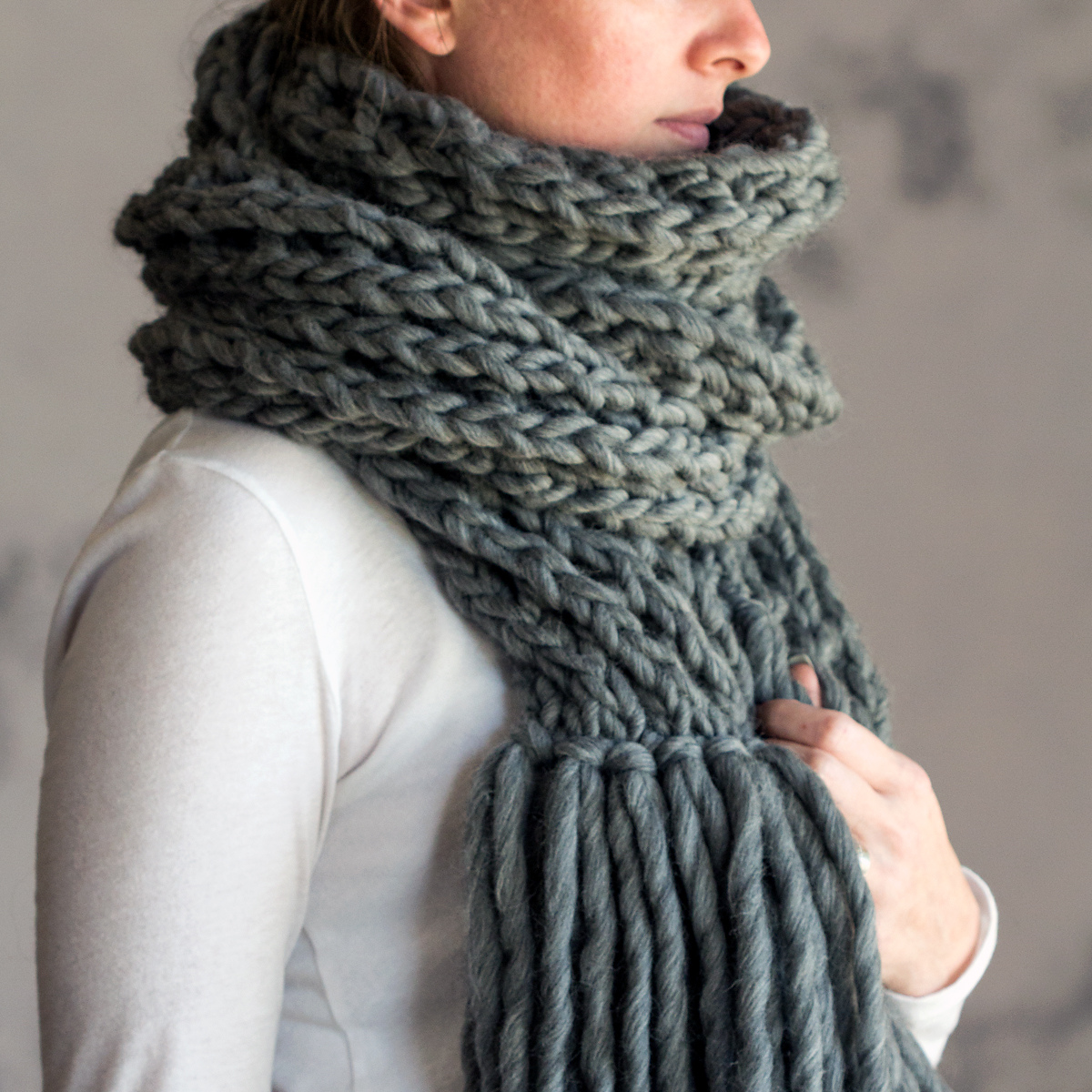 10 Best Free Scarf Knitting Patterns For Beginners 10 Best Free Scarf Knitting Patterns For Beginners