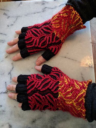 Jedao Gloves pattern.