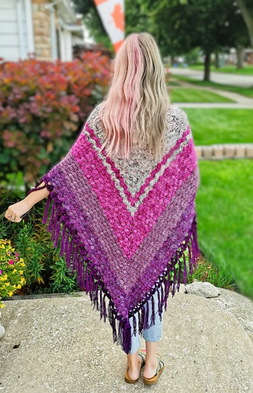 Free crochet shawl patterns: the Wip Wednesday Cal Shawl.