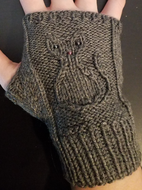 Fingerless Gloves with Cat Motif pattern.