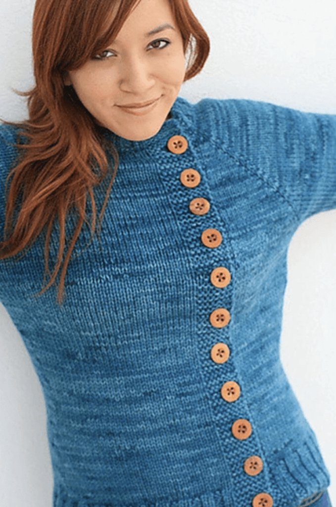 Buttony Cardigan by Katie Marcus (photo credit Katie Marcus).
Chunky Knit Cardigan Patterns Round Up