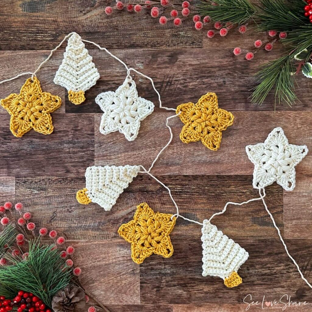Christmas Trees & Stars Garland / Ornaments