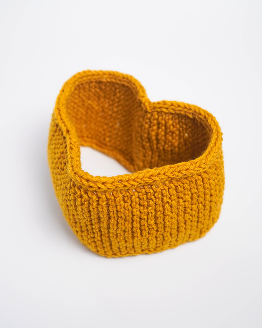 Free Simple Bulky Knitted Headband Pattern for Beginners