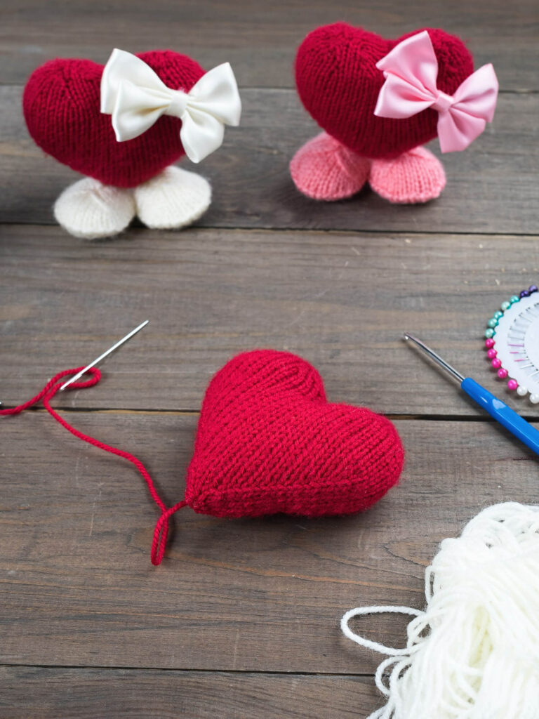 Free heart knitting patterns.