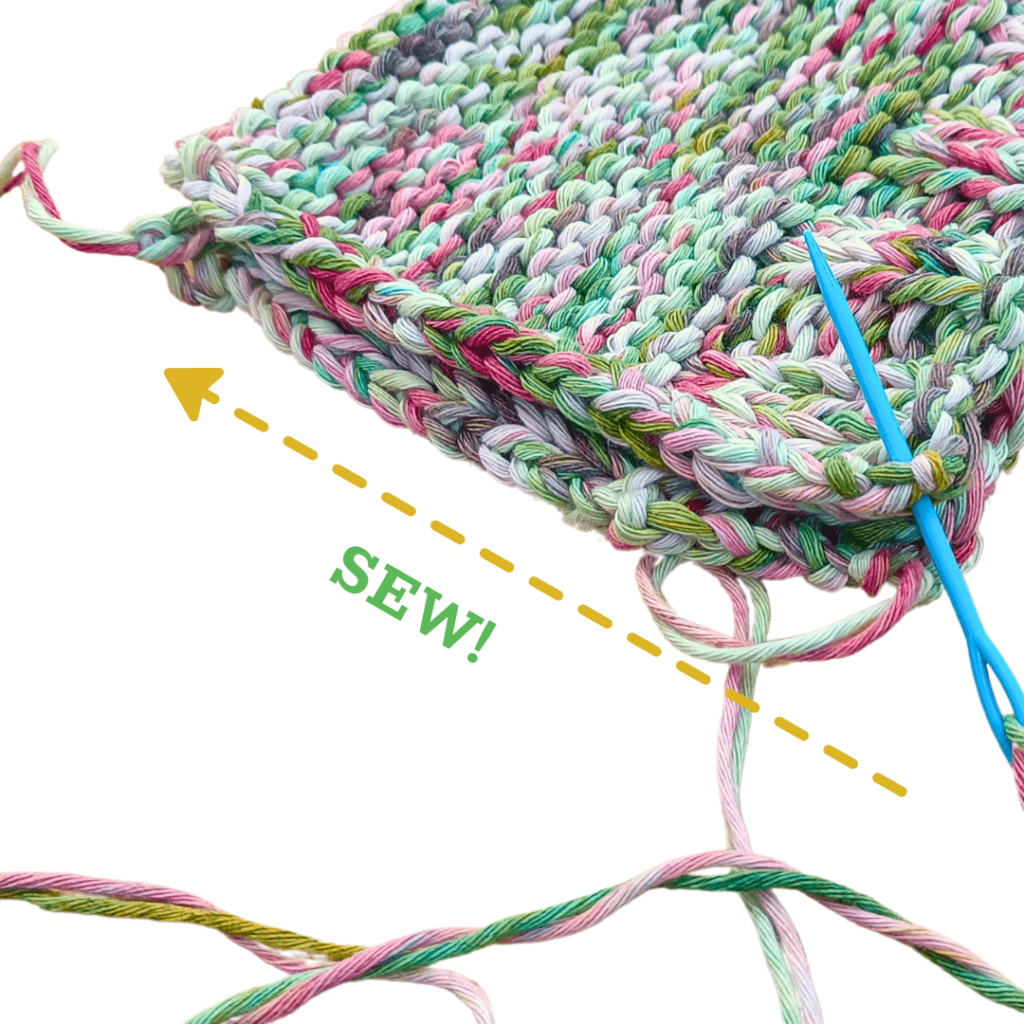 How to knit a beanie: sewing the sides using whip stitch.
