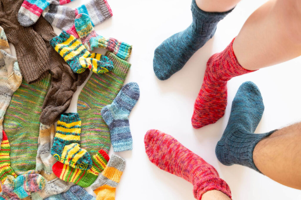 How to loom knit socks!