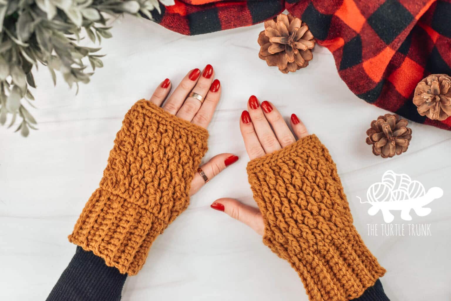 Country Cottage Fingerless Gloves