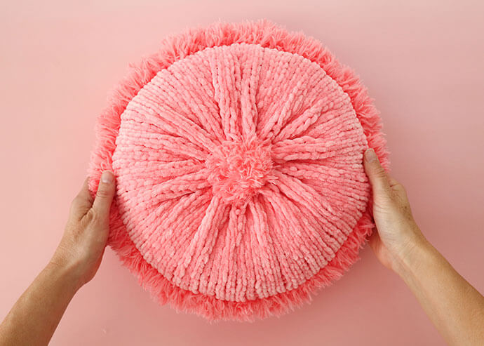 Retro Style Round Pillow