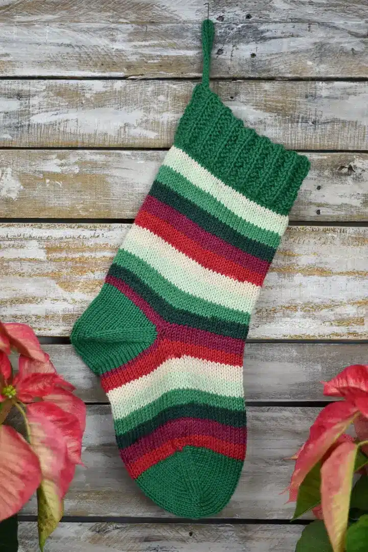 Poinsettia Stockings (Knit)