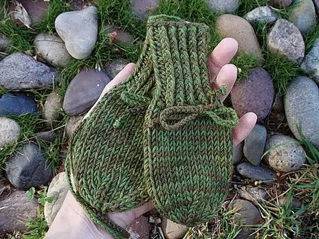 Stay-Put Baby Mitts